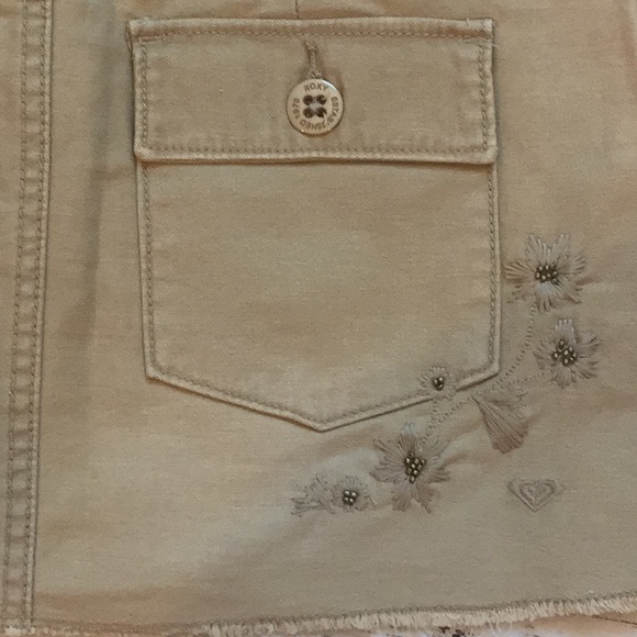 SOLD-NWT Roxy Mini Skirt! - Picture 4 of 5